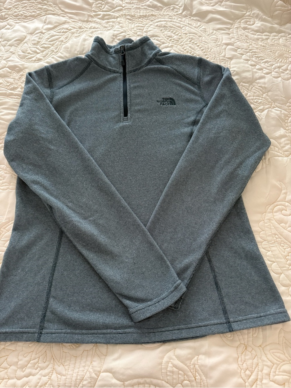 The North Face Women's Slate Gray Quarter-Zip Turtleneck Pullover